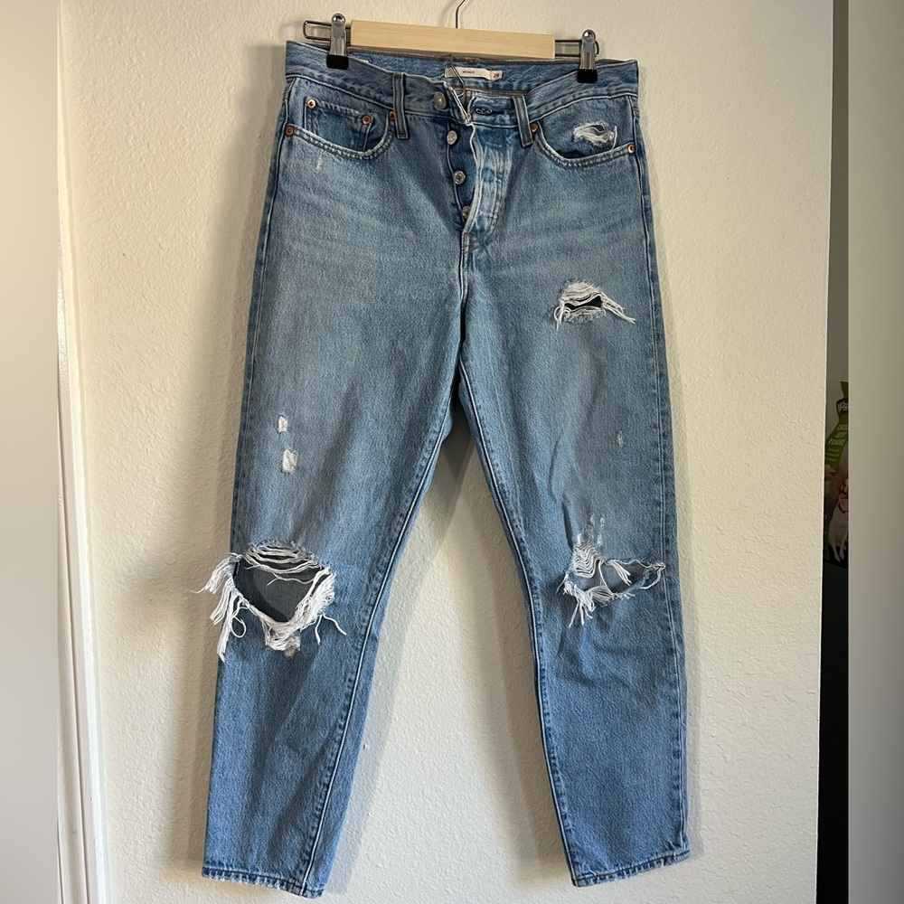 Levi Wedgie jeans